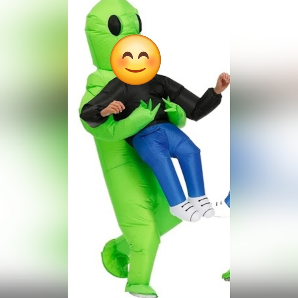 Alien capturing kid costume inflatable